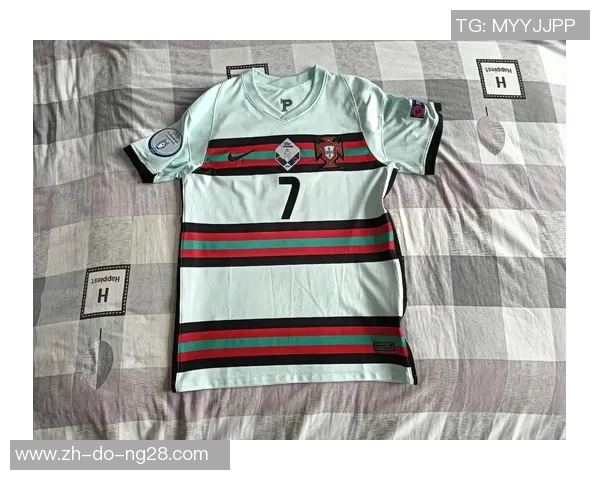 世界足球史上4号球衣的传奇人物及其影响力分析 世界足球史上4号球衣的传奇人物及其影响力分析