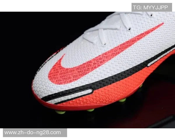 球星穿GT2足球鞋的表现如何是否值得推荐给普通玩家 球星穿GT2足球鞋的表现如何是否值得推荐给普通玩家