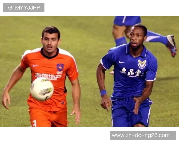 四大足球巨星同框合照 展现无与伦比的球场魅力与荣耀